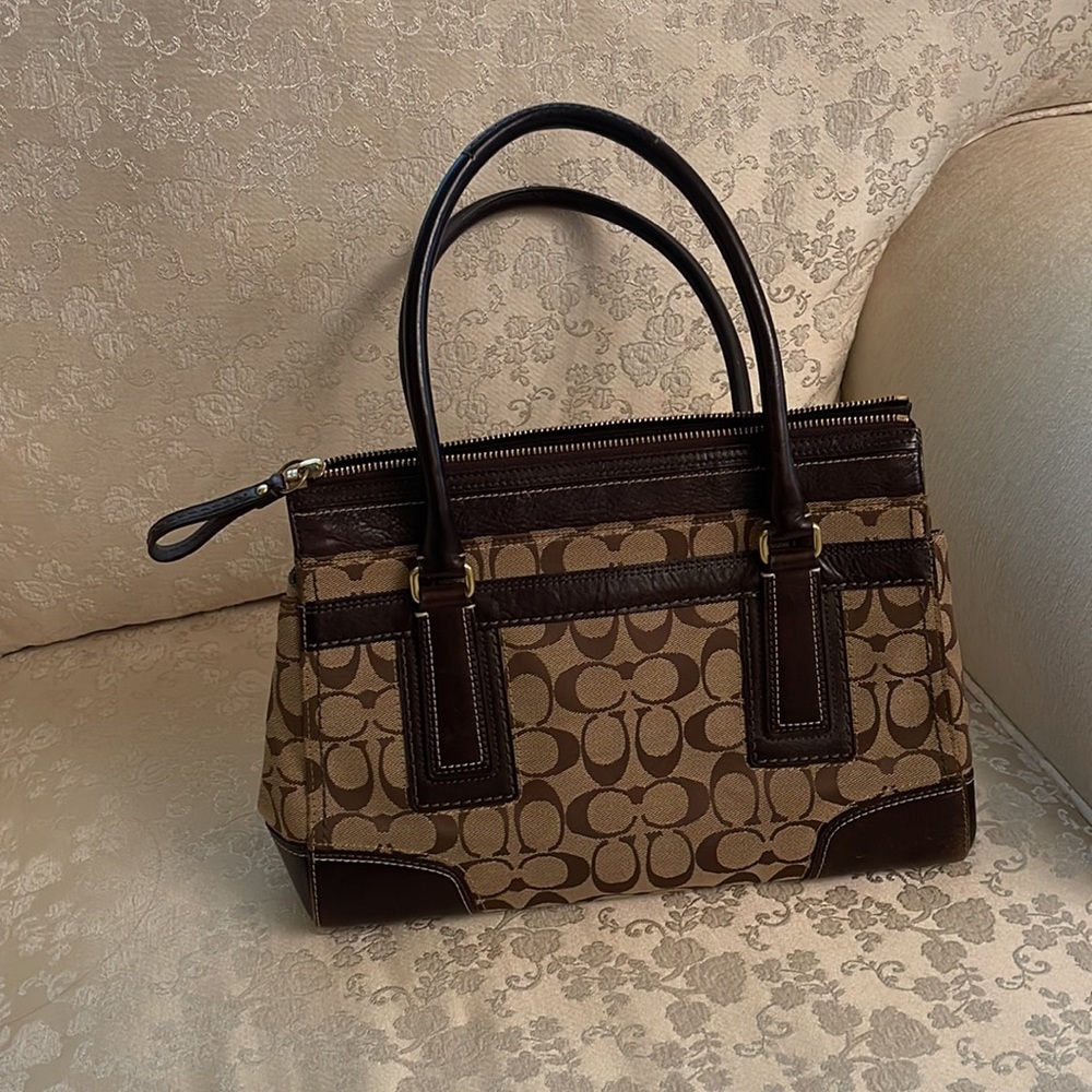 Authentic Coach Bag Vintage, Rare - image 3